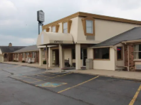 Budget Inn - Troy Hotels in Troy
