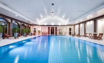 Hotel Konradowka Wellness & Spa - 300 Metrow do Centrum