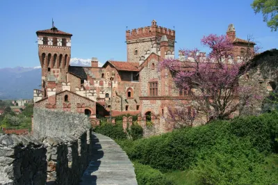 Castello di Pavone Hotéis em Vidracco