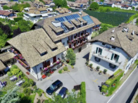 安格堡布魯蒙酒店 阿皮亞諾蘇拉斯特拉達德爾維諾酒店