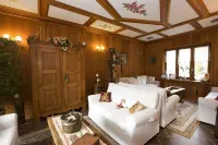 Albergo Alpenrose Ski&Bike Mountain Hotel فنادق في ريفا فالدوبيا