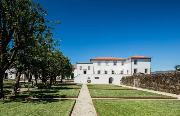 維託裏諾宮殿酒店