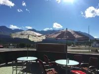 Kluane Park Inn - breakfast