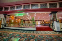 Waterfront Airport Hotel and Casino – Mactan