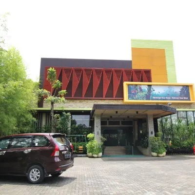Savita Garden Inn Hotels near Monumen Yogya Kembali (Museum Monjali)