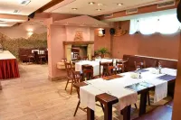 Martin Club Hotel Hotels in Bania