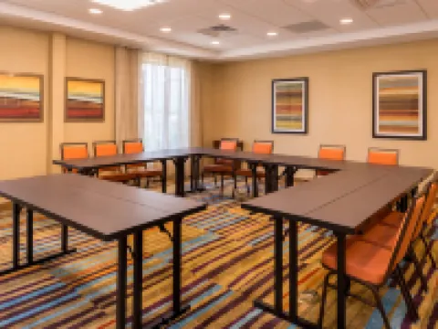 Fairfield Inn & Suites Huntington Hotels in Cabell County