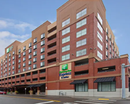 ヒルトン ガーデン イン タコマ ダウンタウン タコマのホテル