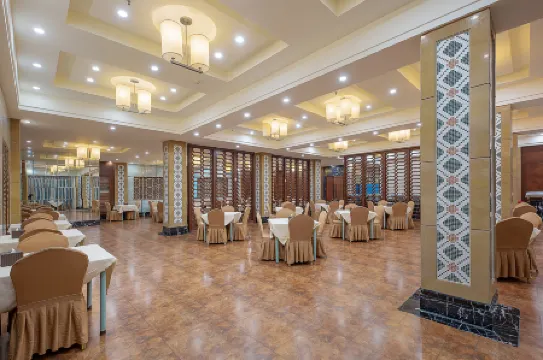 Fenghua International Hotel