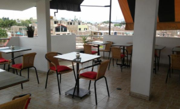Hotel Kallma - Housity