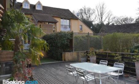 Appartements et Chambres le Vaumurier de Saint Lambert - Housity