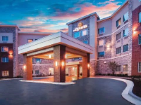 La Quinta Inn & Suites by Wyndham St. Paul-Woodbury Hotels in Woodbury