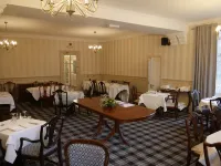 The Speyside Hotel and Restaurant فنادق في غرانتاون أون سبي