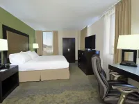 Holiday Inn METAIRIE NEW ORLEANS by IHG Hotels near Harrell Stadium