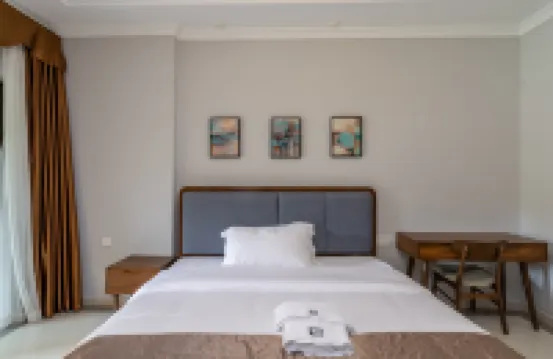 Saina Hotel Hot Spring Apartment