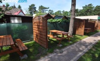 Domki Promyk - Housity