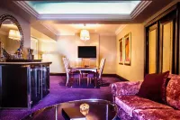 Golden Horse Hotel