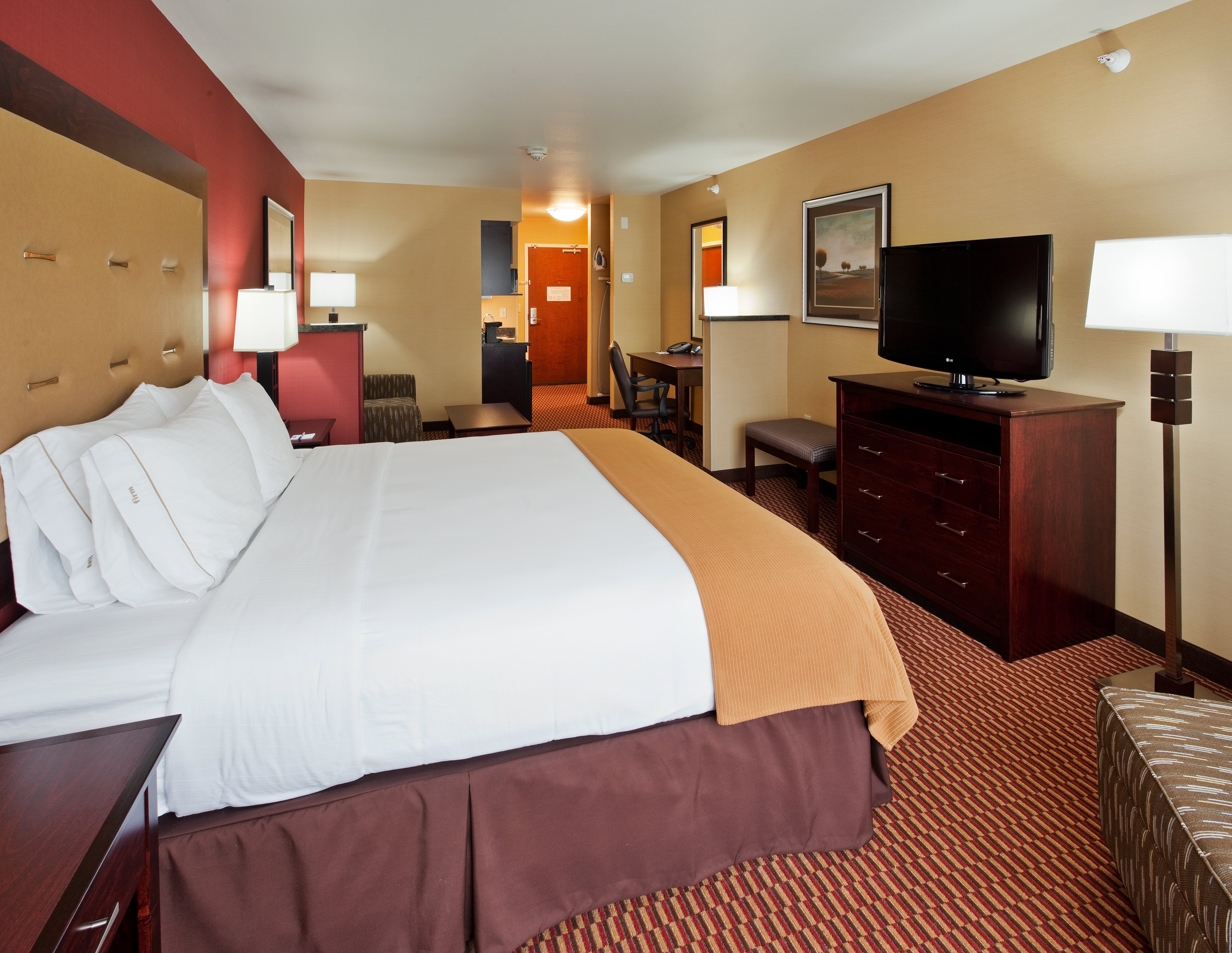 Holiday Inn Express and Suites Great Falls, an Ihg Hotel