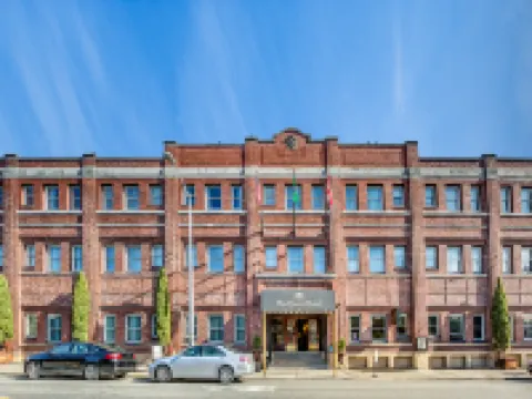 MarQueen Hotel Hotels in King County