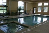 Staybridge Suites AKRON-STOW-CUYAHOGA FALLS by IHG - Hot Tub