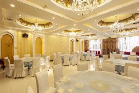 Aibi Lake Hotel Отели в г. Боле