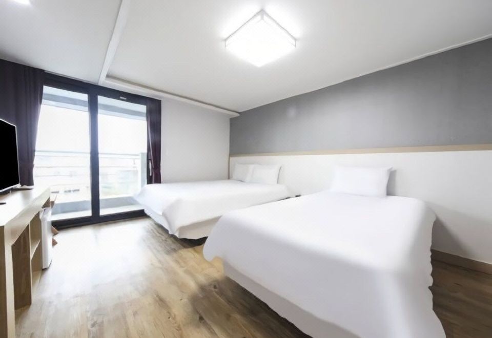 2. 제주 모슬포 호..