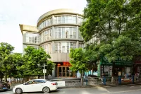 Tianhao Business Hotel Hotels in Zunyi Maotai Airport