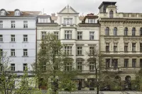 Elizabeth Suites Hotels in Prague 20