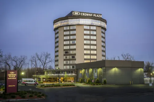 Crowne Plaza SADDLE BROOK by IHG Hotels in Paramus