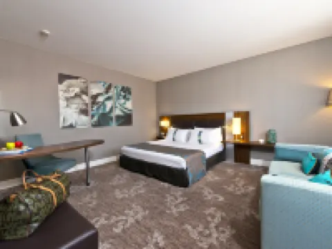 Holiday Inn NICE by IHG โรงแรมในนีซ