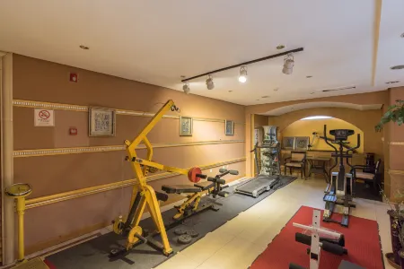 Jin Baoli Business Hotel Отели рядом с достопримечательностью «Harbin Railway Vocational and Technical College»