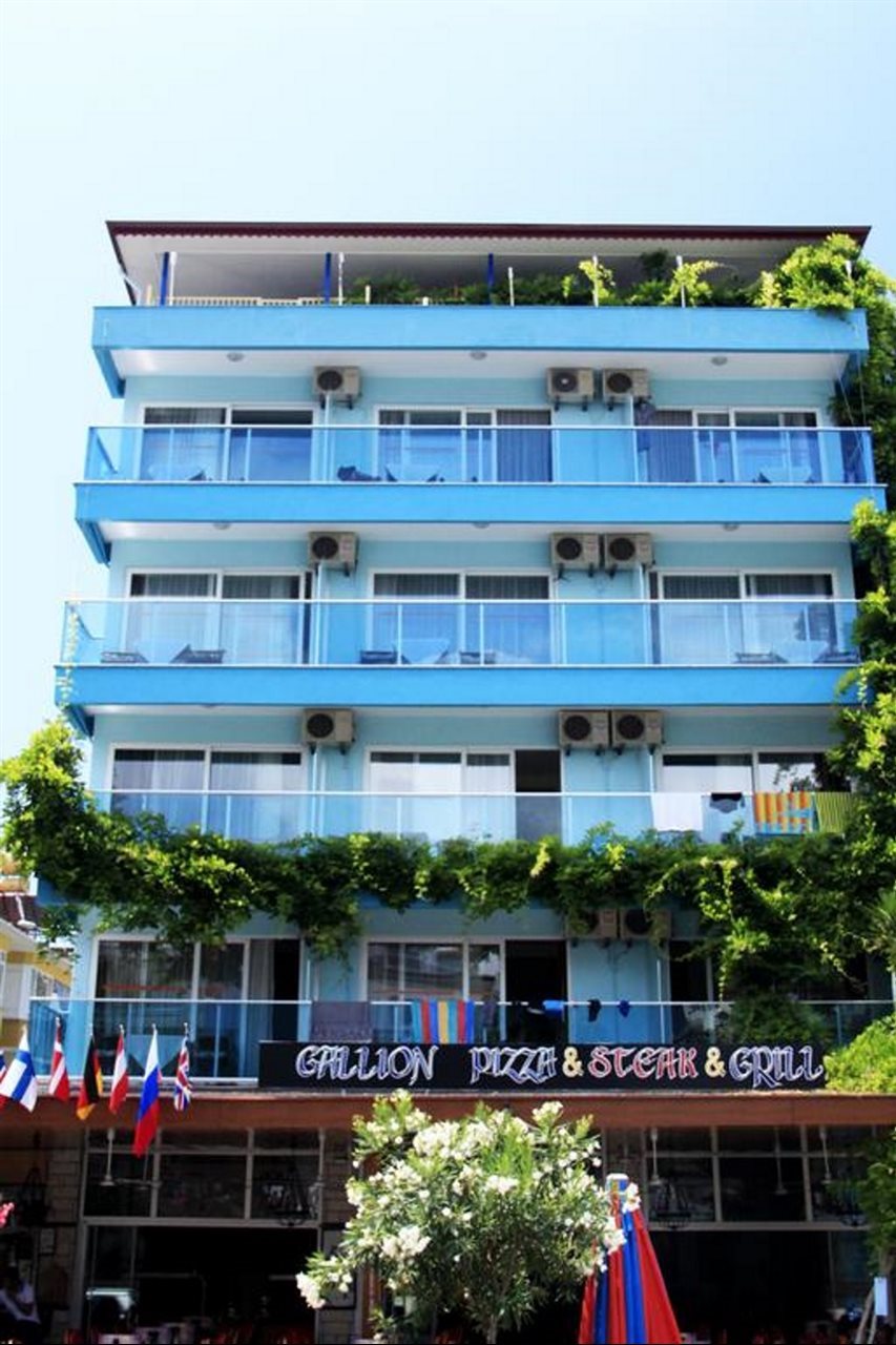 Gallion Hotel