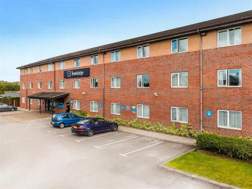 Travelodge Hotel - Bury Hotels in Whitefield