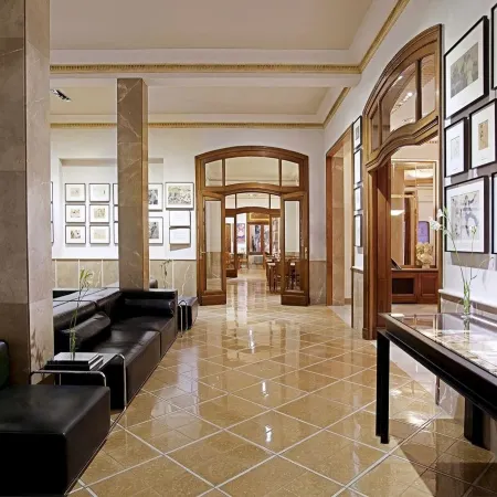 Hotel Astoria Отели рядом с достопримечательностью «Луз де Гас»
