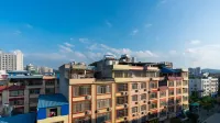 Liucheng Jintai Business Hotel - parcheggio