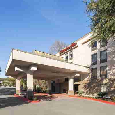 Hampton Inn Austin-North at IH-35 and Hwy 183 Hotel Exterior