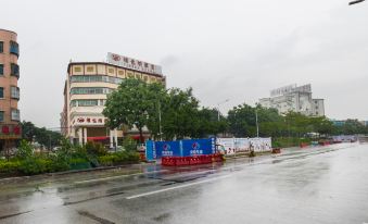 Vienna Hotel (Dongguan Longfeng Manor)