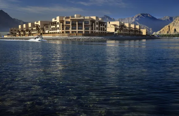 阿塔納穆桑達姆度假村