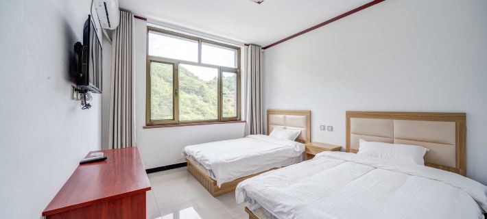 Luanping Cuijia Courtyard Các khách sạn ở Loan Bình