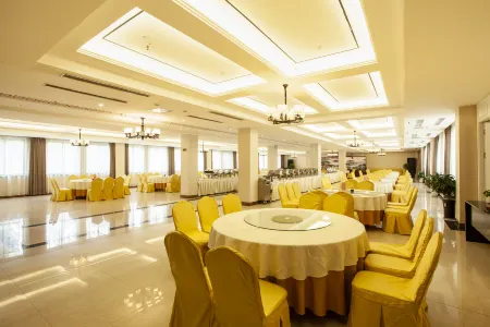 Tianlong Caizhou Hotel