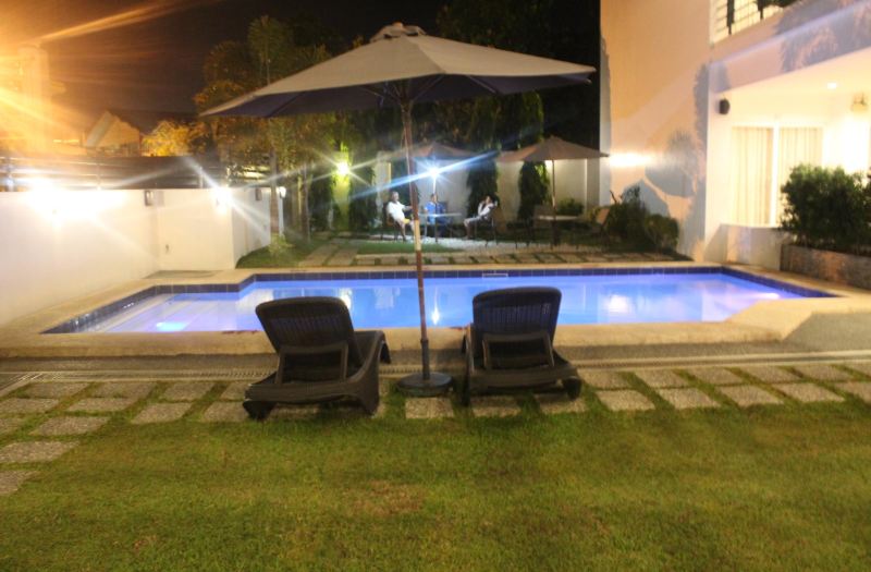 Reddoorz Be Ing Suites Room Reviews Photos Davao 21 Deals Price Trip Com