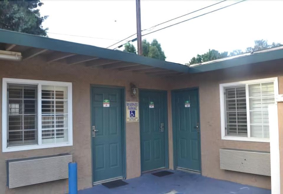 Searle Motel-North Long Beach Updated 2023 Room Price-Reviews u0026 Deals |  Trip.com