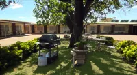 County Lodge Motor Inn Hotels in West Wyalong