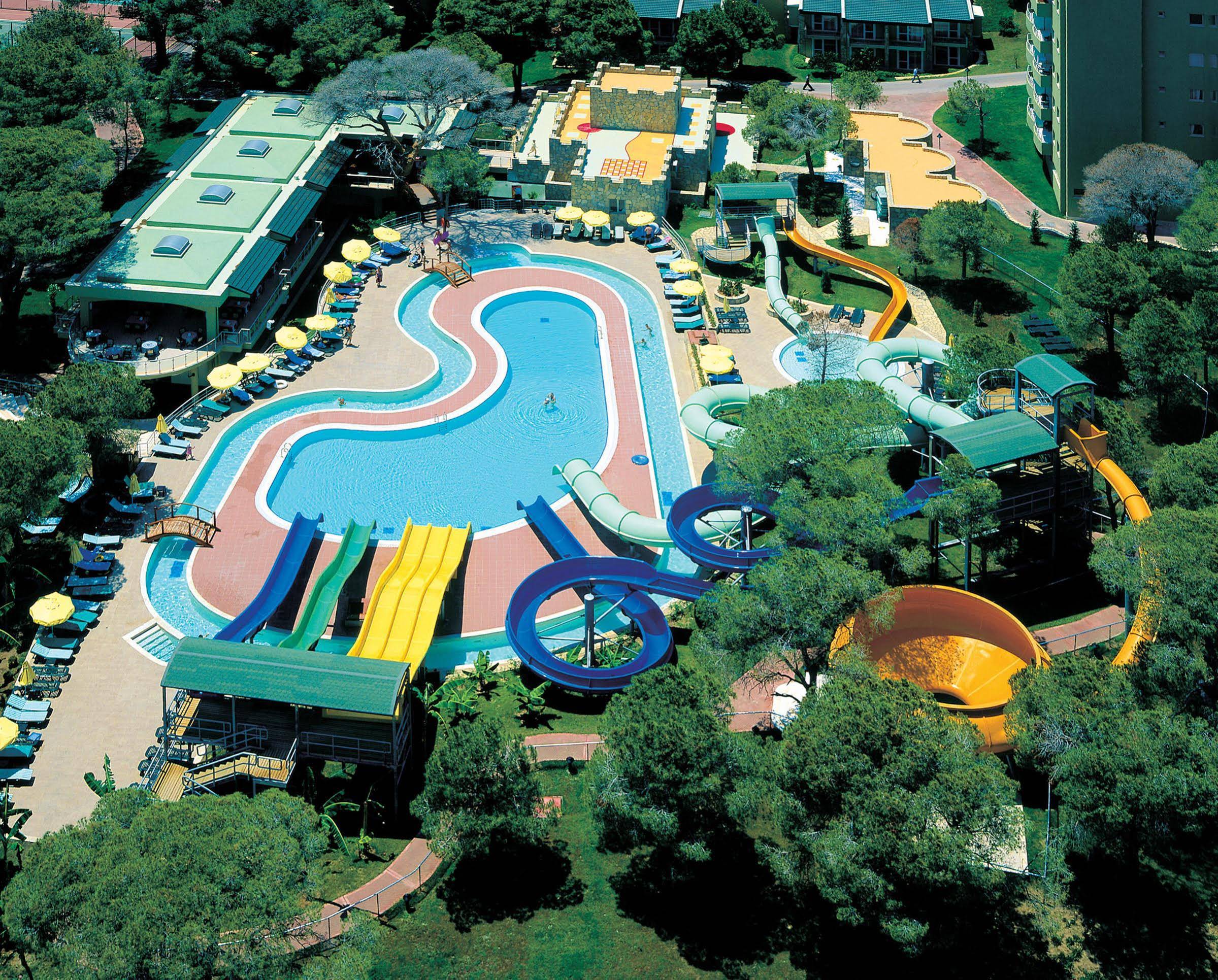 Maritim Pine Beach Resort Belek