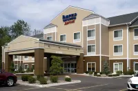 Fairfield Inn & Suites Verona Hotels near The Bull Farm Antiques