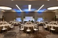 Embassy Suites by Hilton Charleston Airport Hotel & Convention Center