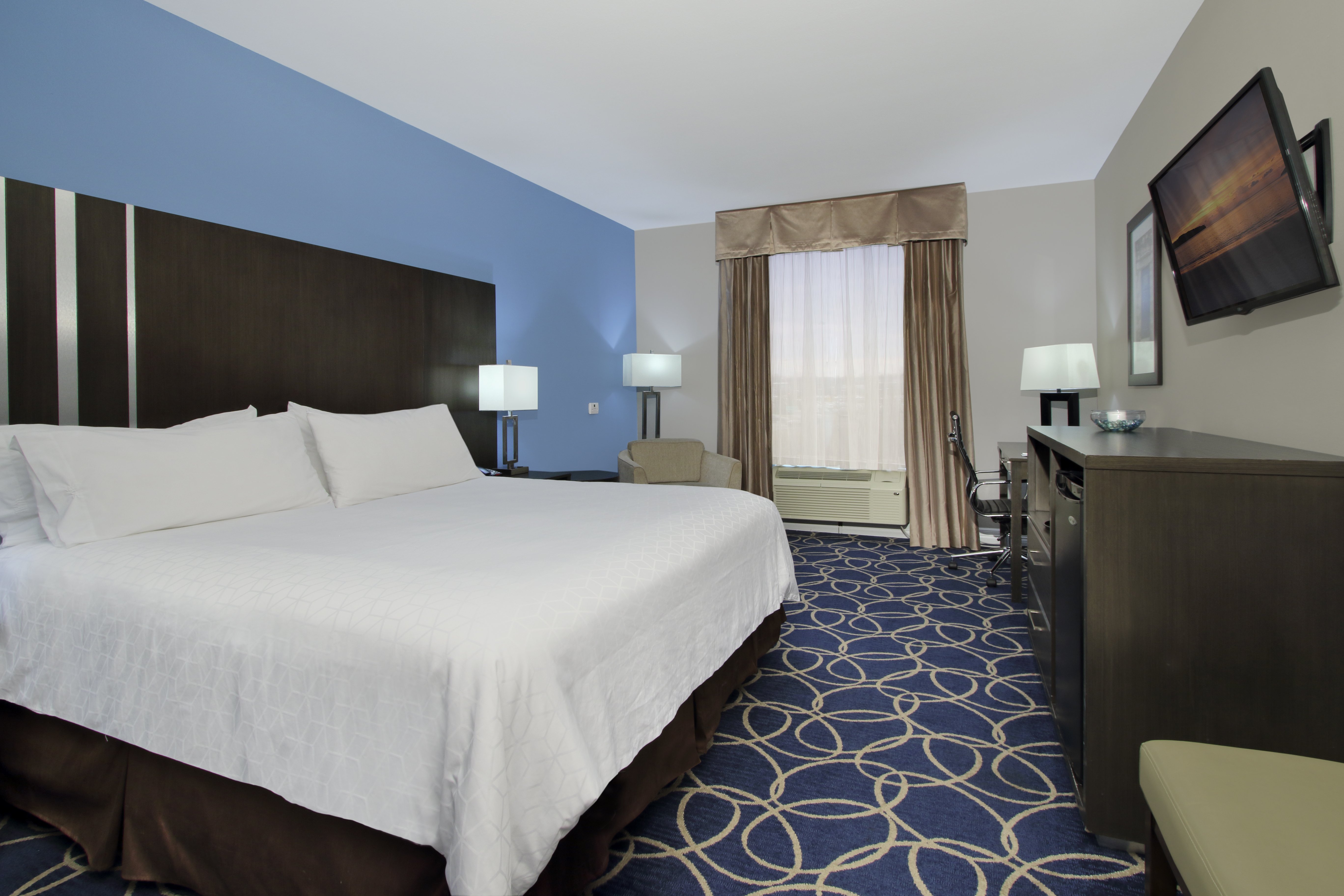 Holiday Inn Express and Suites Houston North - IAH Area, an Ihg Hotel