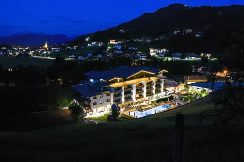 Familien- & Aktivhotel Christoph Hotels in Ellmau