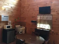 Kozy Haven Log Cabin Rentals Hotel di Columbia