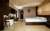 Hotel 21 Karimun Hotel dekat Ichtiar Toko